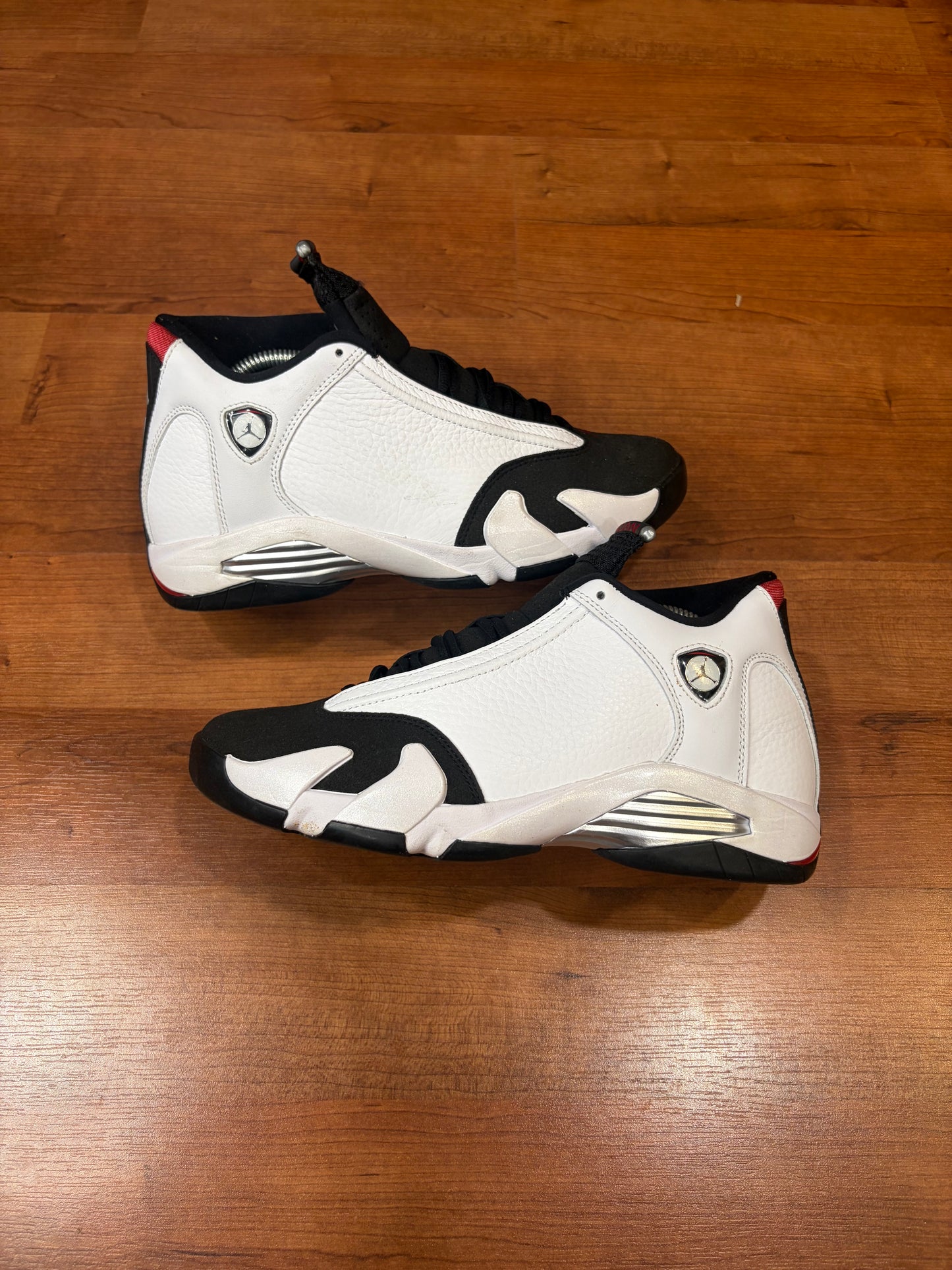 Jordan Retro 14 Black Toe (Size 8 Mens)