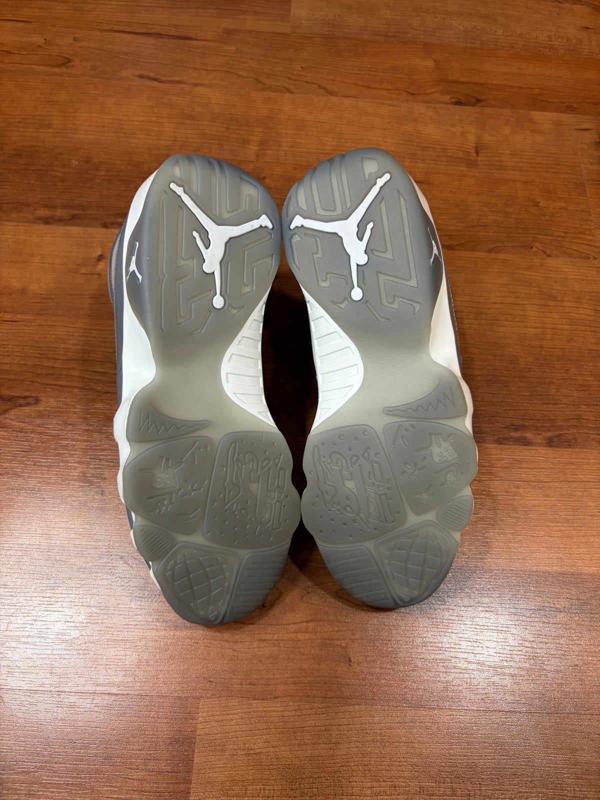 AJ9 Retro Cool Grey (Size 9 Mens)