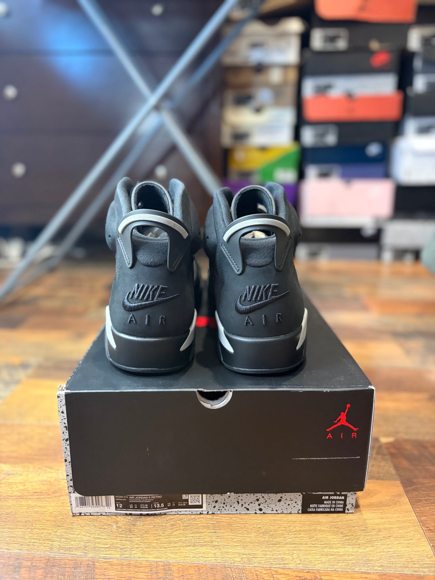 Jordan Retro 6 Cap & Gown (Brand New - 12M)