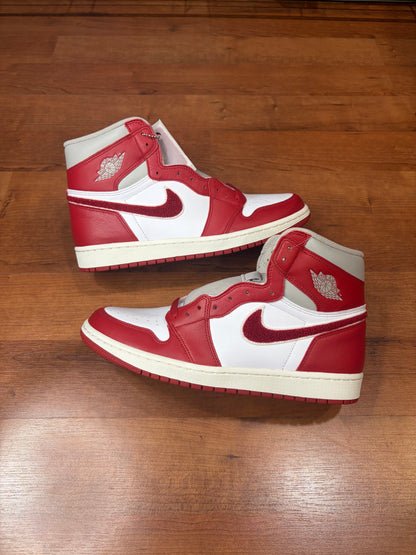 Jordan Retro 1 Varsity Red (Brand New - 12W / 10.5M)