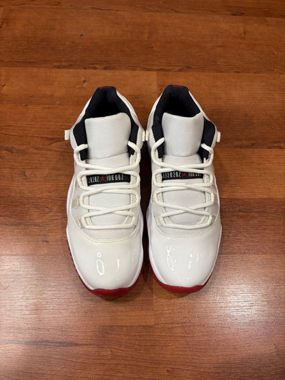 AJ11 Retro White Red Cherry (Size 10 Mens)