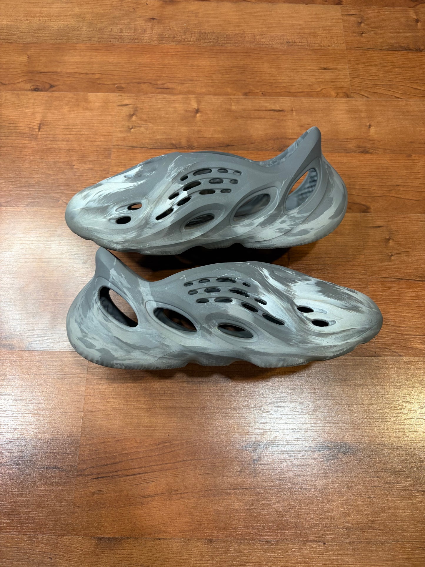Yeezy Foam RNR MX Granite (Size 10 Mens)
