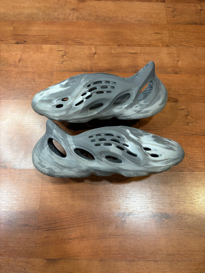Yeezy Foam RNR MX Granite (Size 10 Mens)