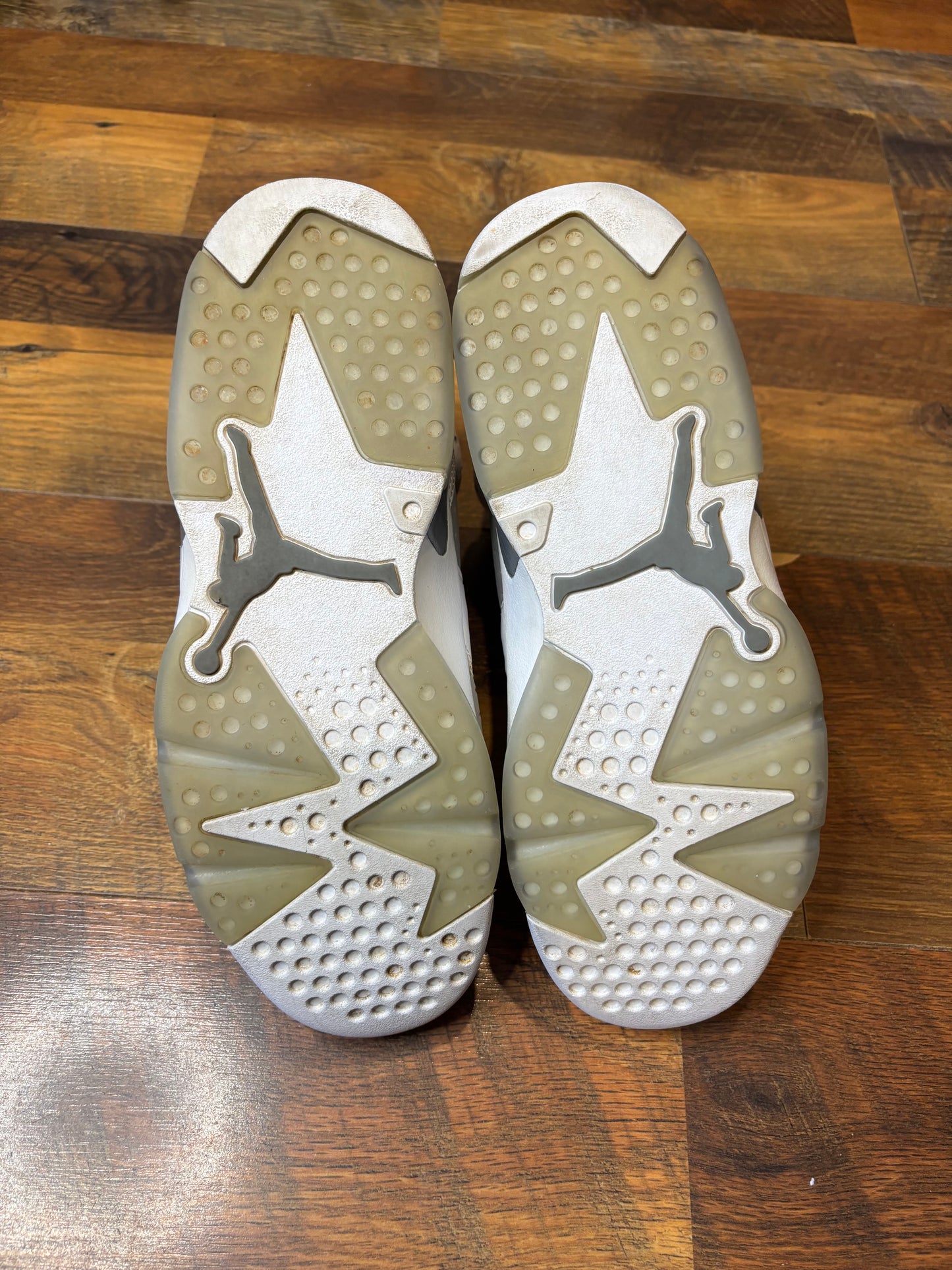 Jordan Retro 6 Cool Grey (Size 9.5 Mens)