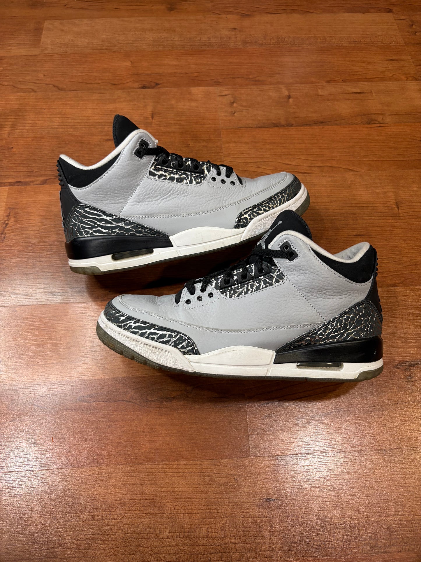 Jordan Retro 3 Wolf Grey (Size 10 Mens)