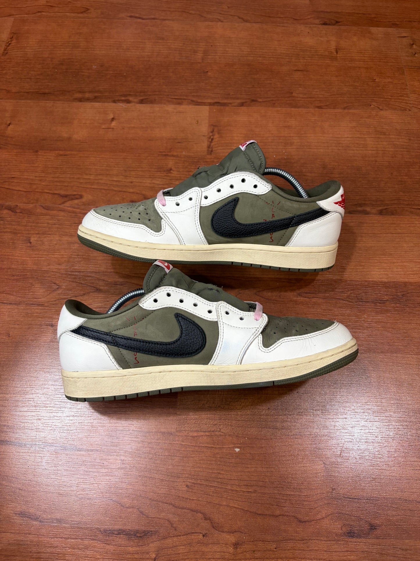 Jordan Retro 1 Low Travis Scott Medium Olive (Size 9.5 Men’s)