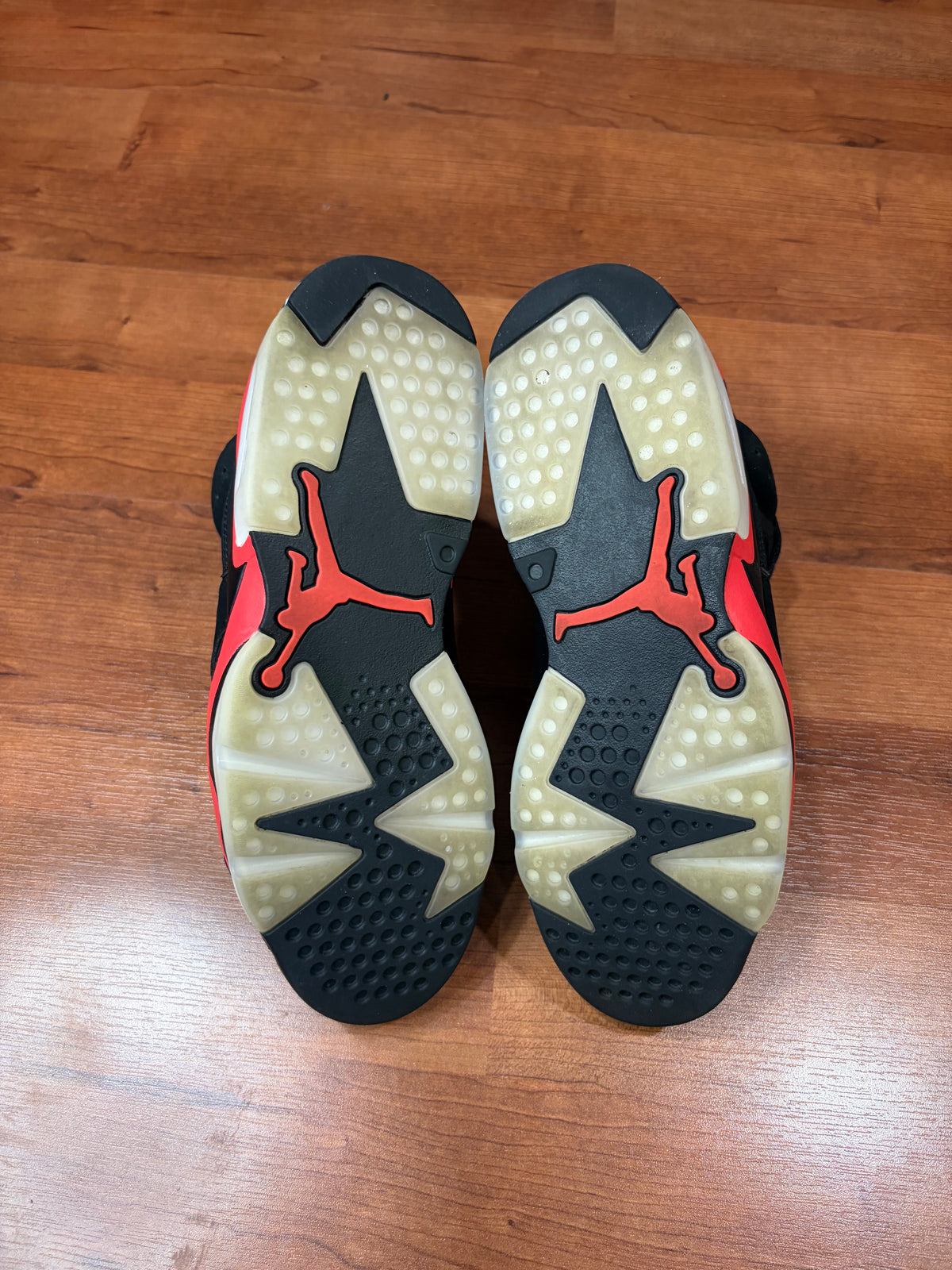 AJ6 Retro Infrared Salesman (Size 11 Mens)