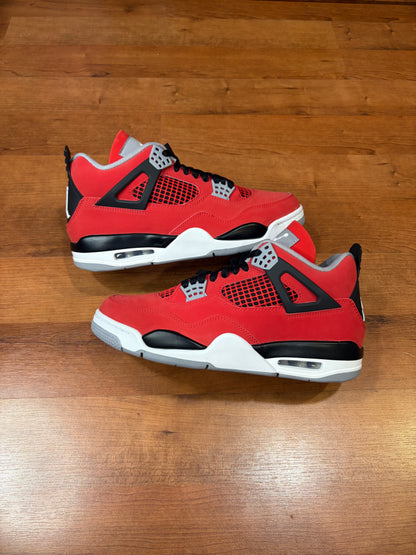 Jordan Retro 4 Toro Bravo (Brand New - 9.5M)