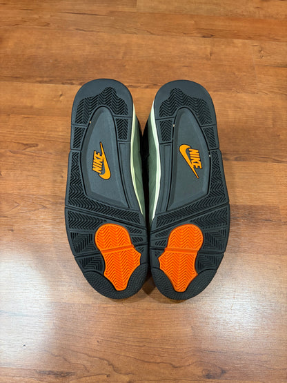 AJ4 Retro Undefeated (Size 14 Mens)
