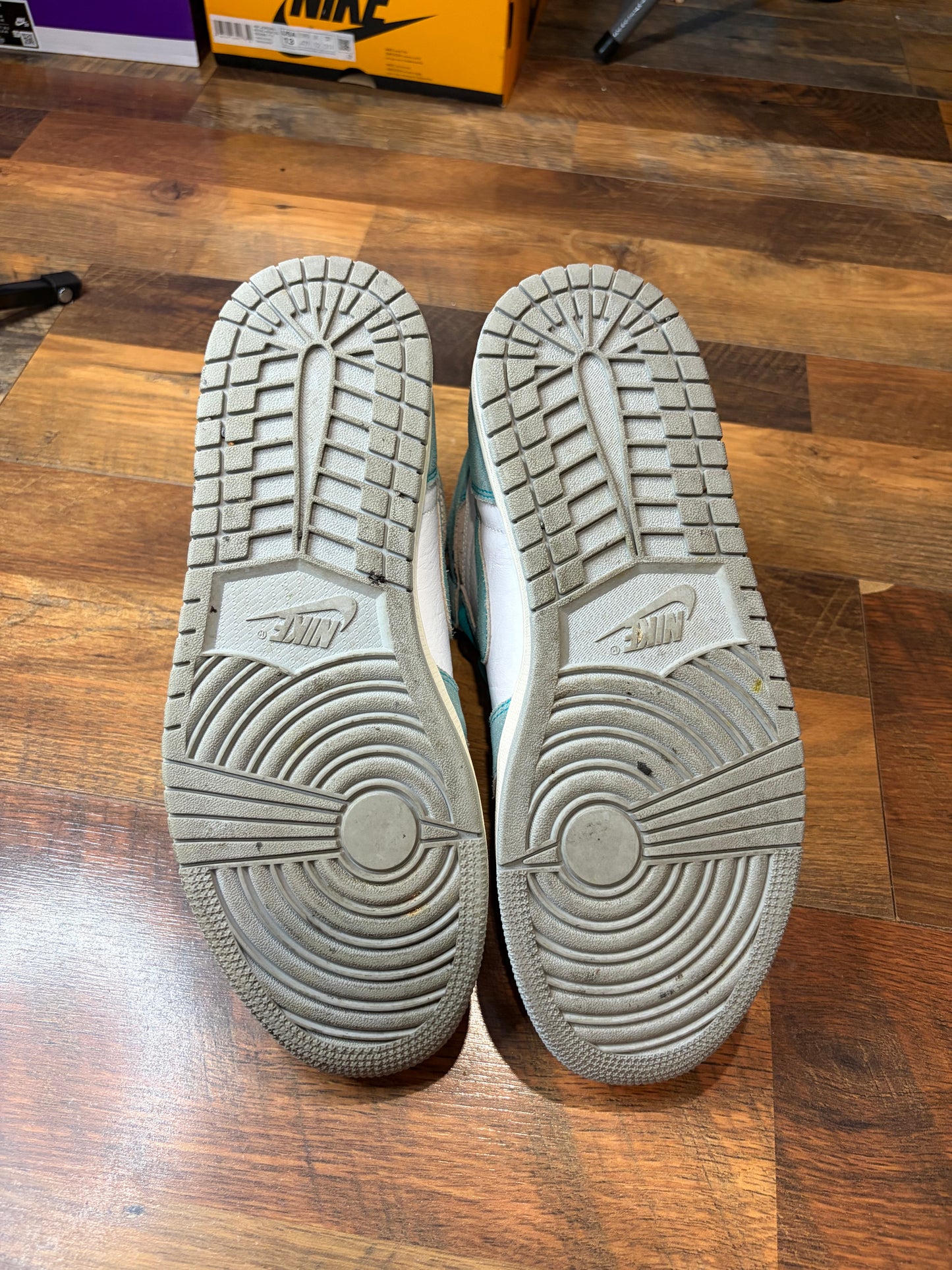 Jordan Retro 1 Turbo Green (Size 10.5 Mens)