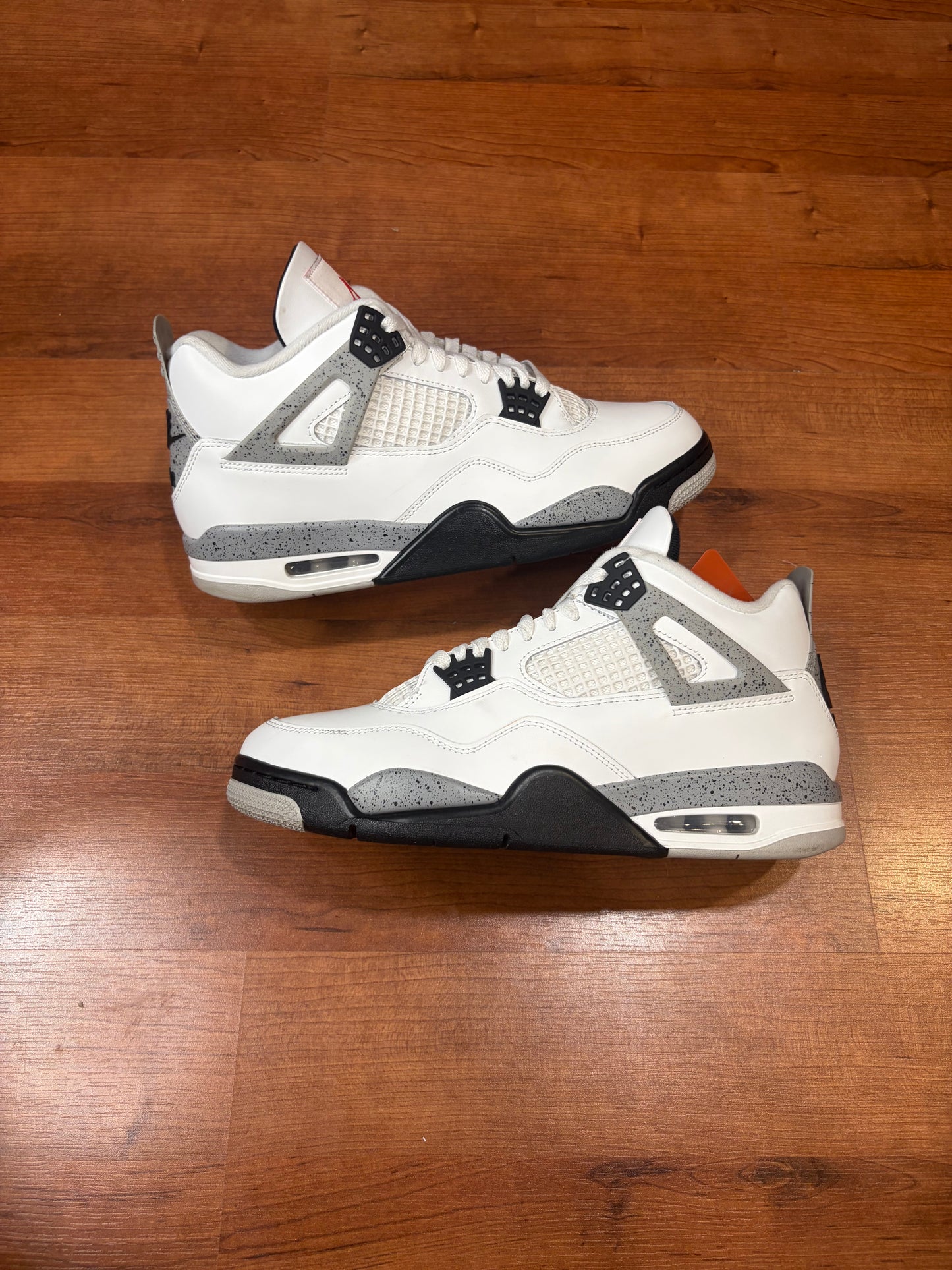 Jordan Retro 4 White Cement (Size 10.5 Mens)