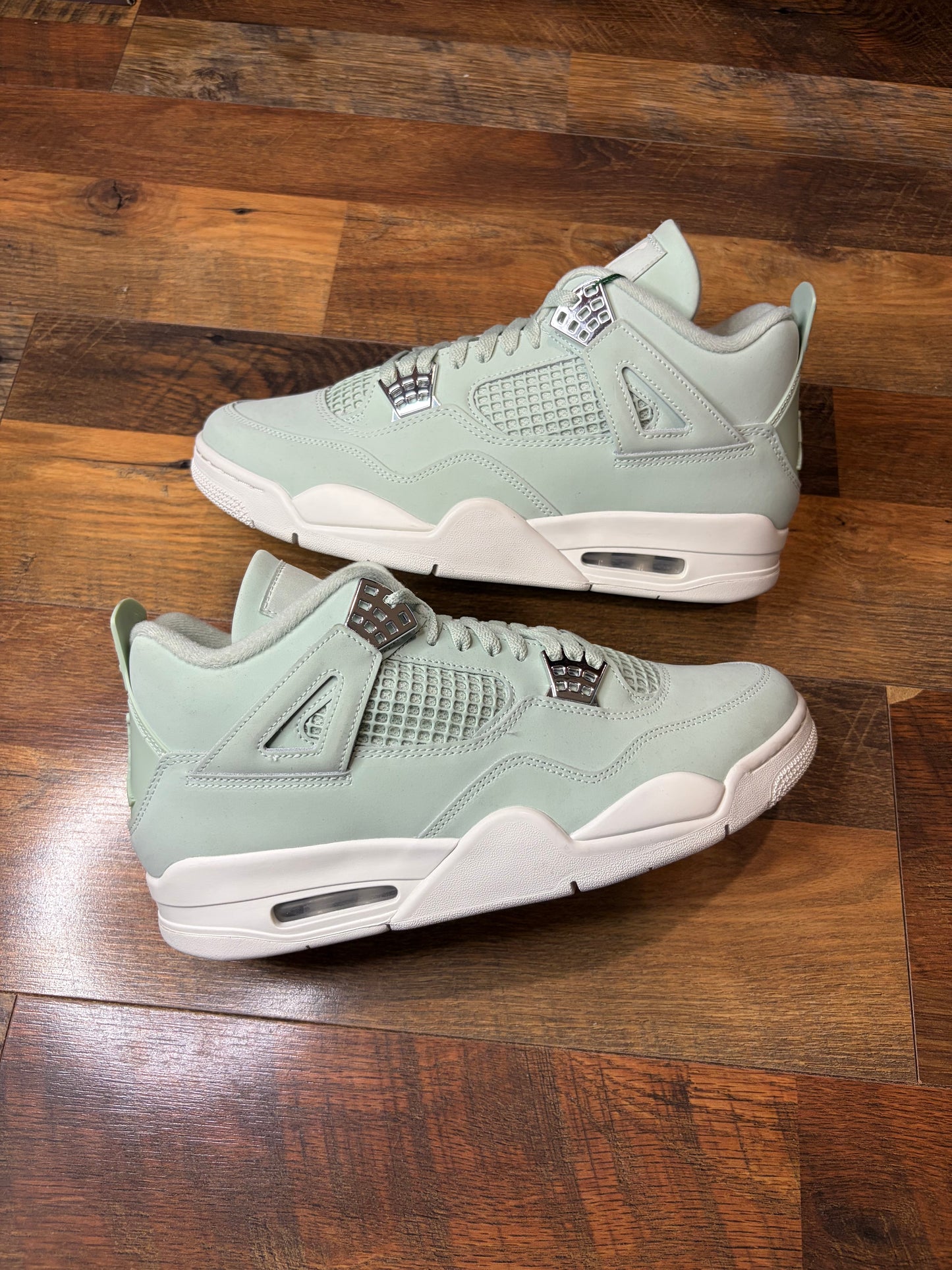 Jordan Retro 4 Seafoam Sail (Brand New - 11.5W/10M)
