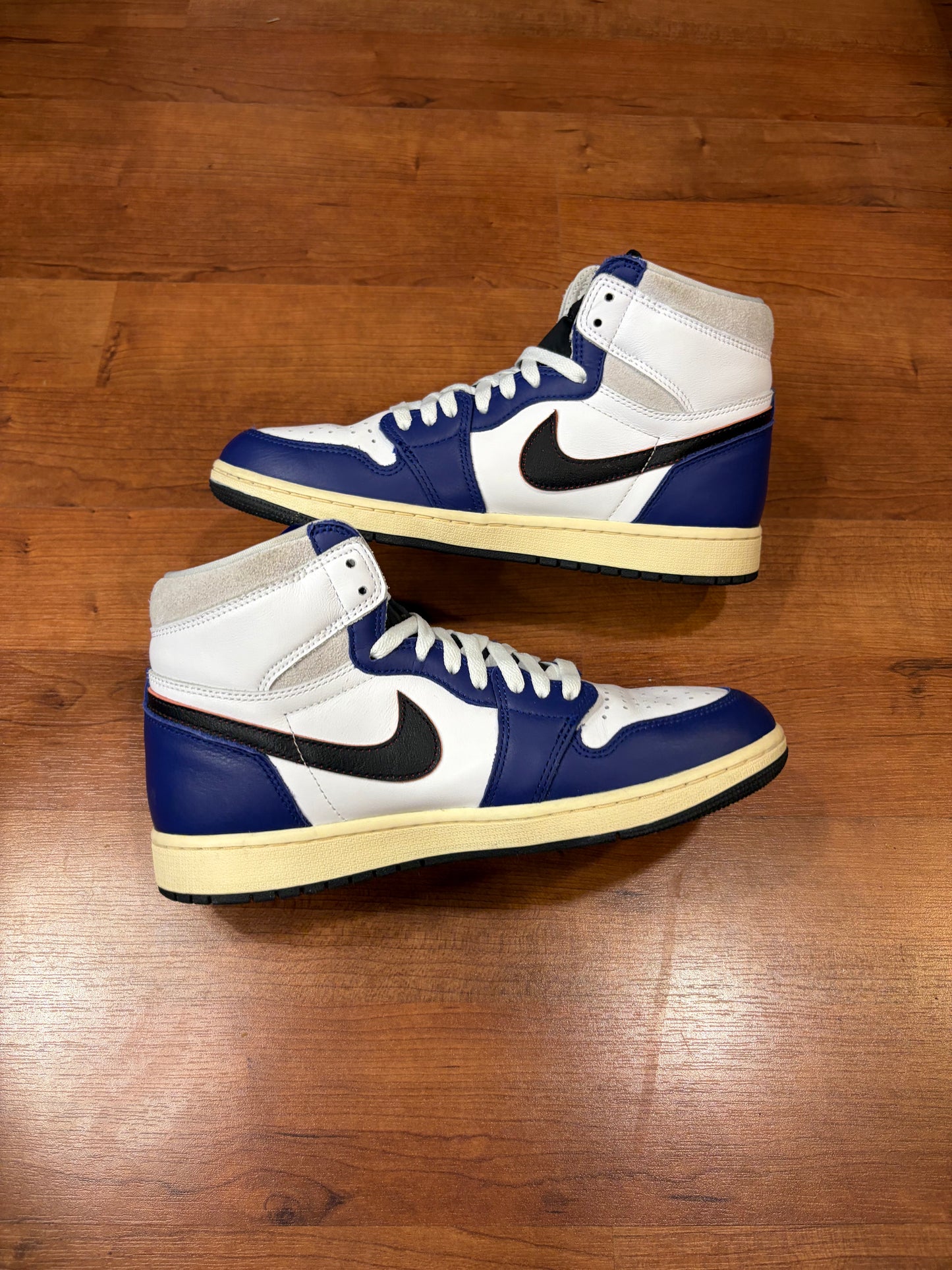 Jordan Retro 1 Rare Air (Size 9.5 Mens)