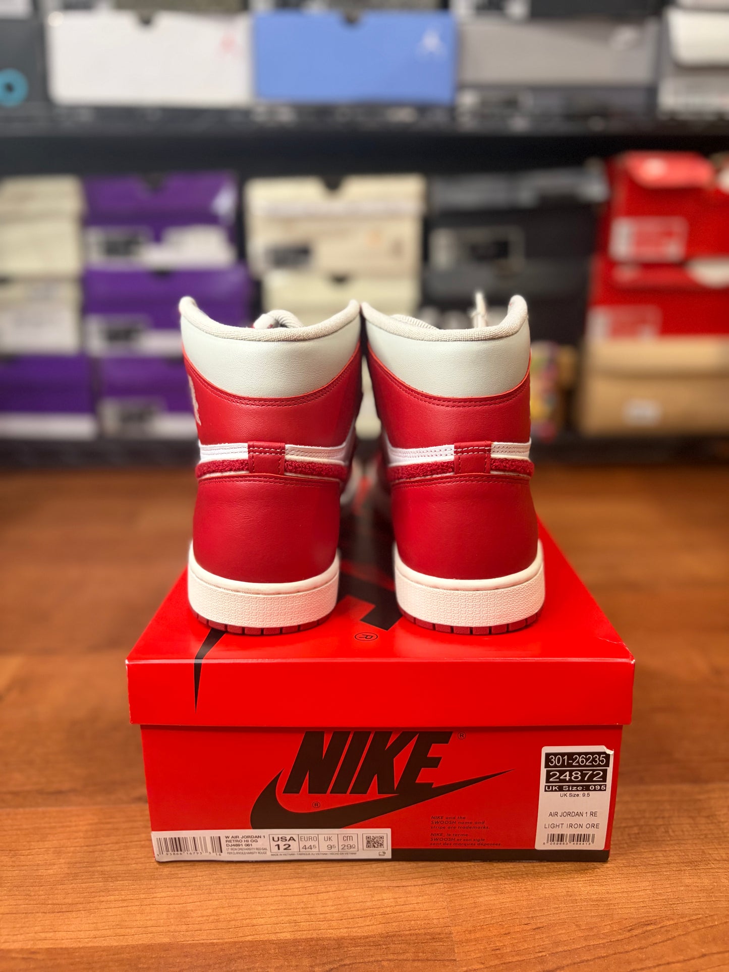 Jordan Retro 1 Varsity Red (Brand New - 12W / 10.5M)