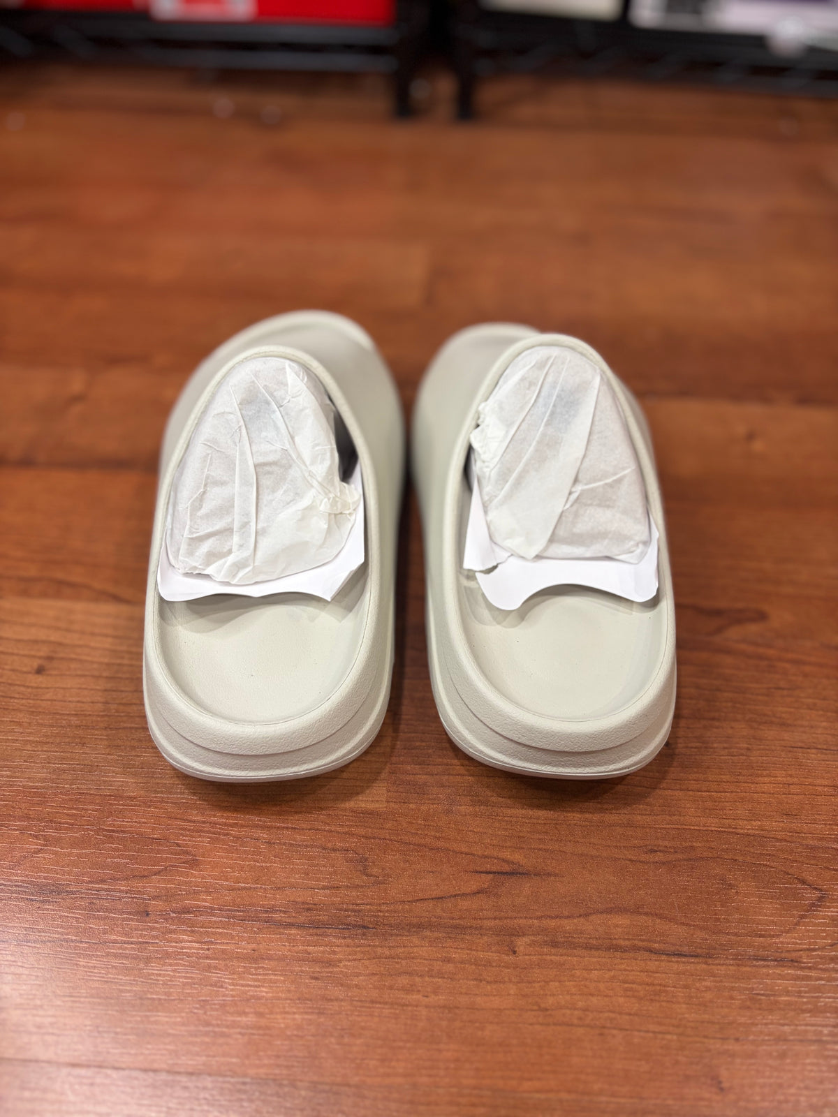 YS-01 Slide Cream (DS - Size 13M)