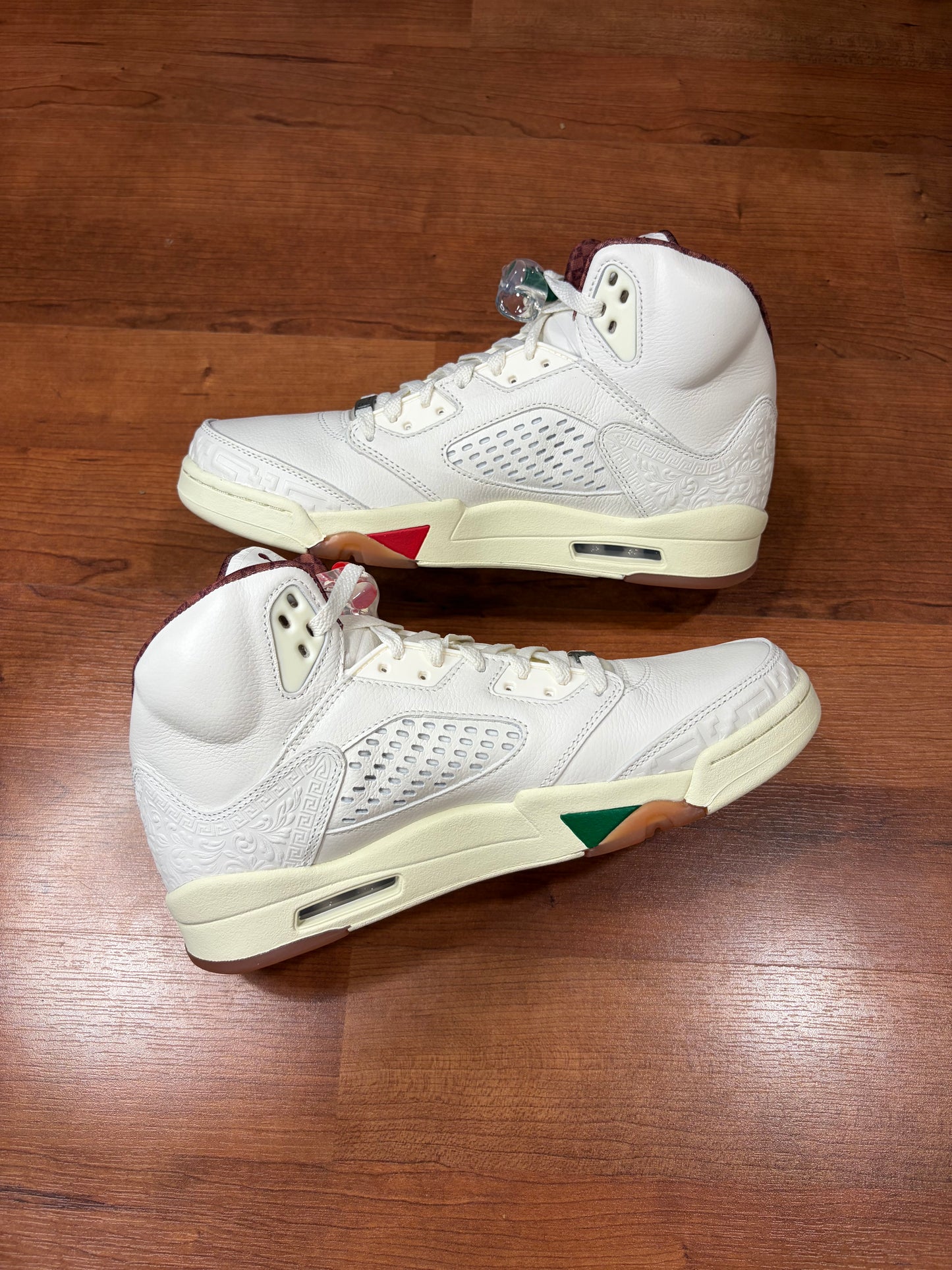 Jordan Retro 5 El Grito Sail (Brand New - 10M)