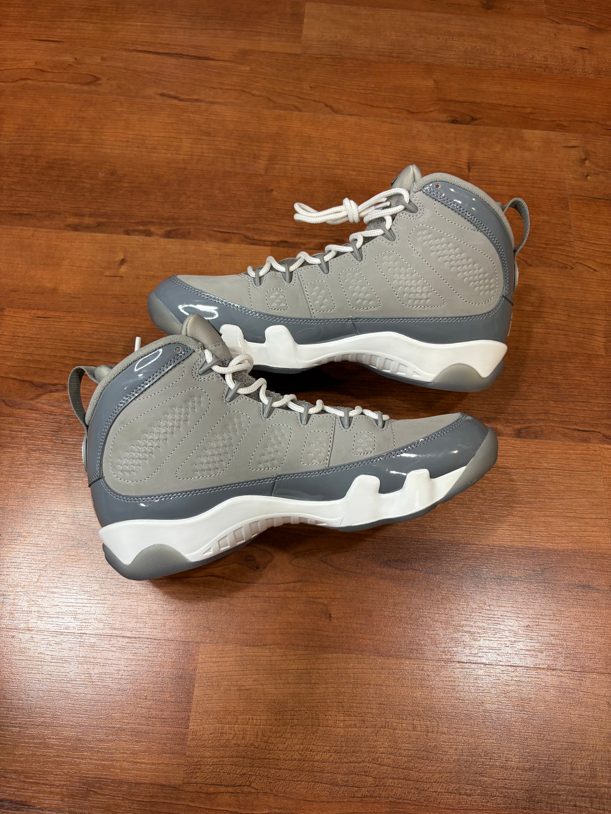 AJ9 Retro Cool Grey (Size 9 Mens)