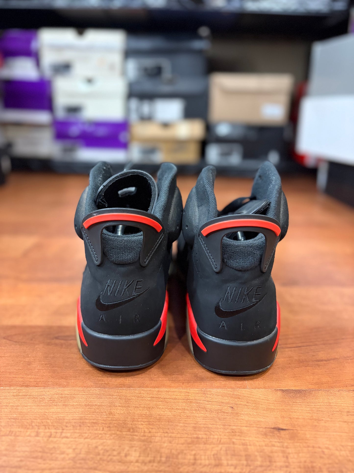 Jordan Retro 6 Infrared (Size 11 Mens)