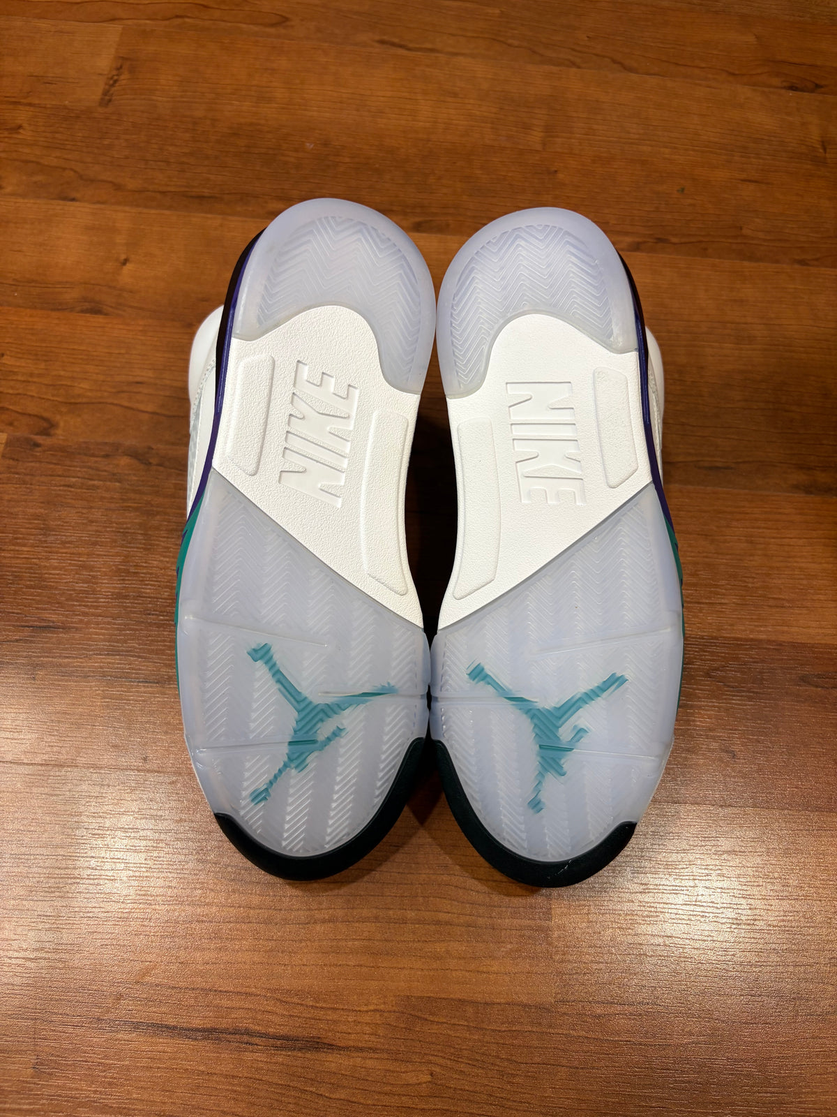 AJ5 Retro Grape (DS - Size 9.5M)