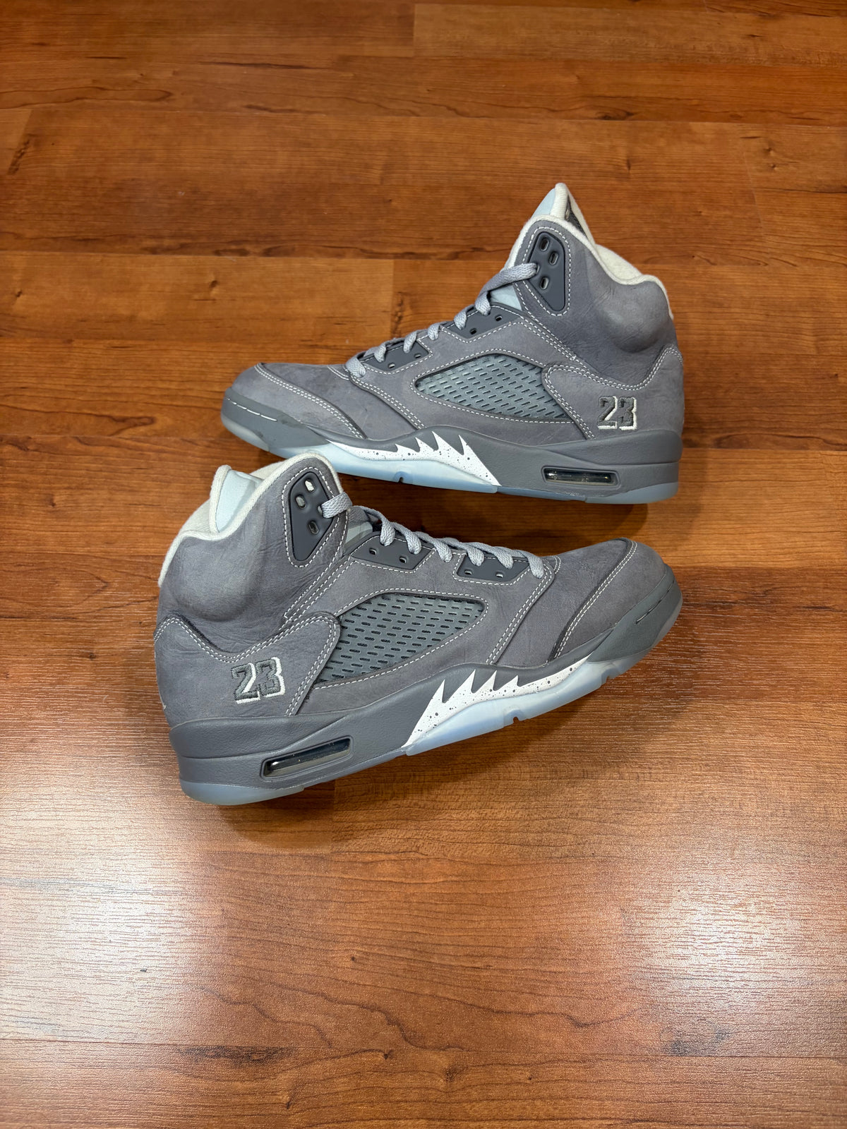 AJ5 Retro Wolf Grey (Size 9 Mens)