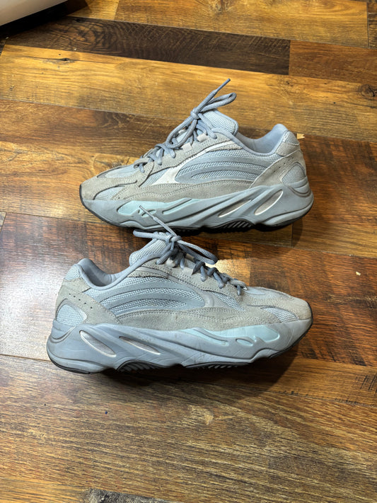 Yeezy 700 Hospital Blue (Size 9 Mens)