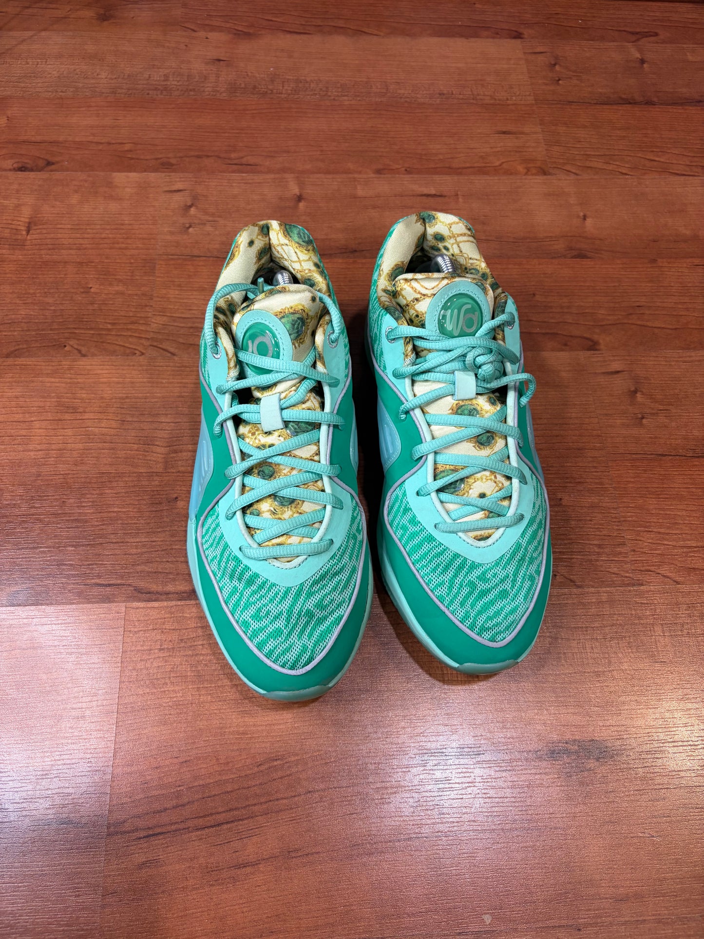 Nike KD 16 Wanda (Size 9.5 Mens)