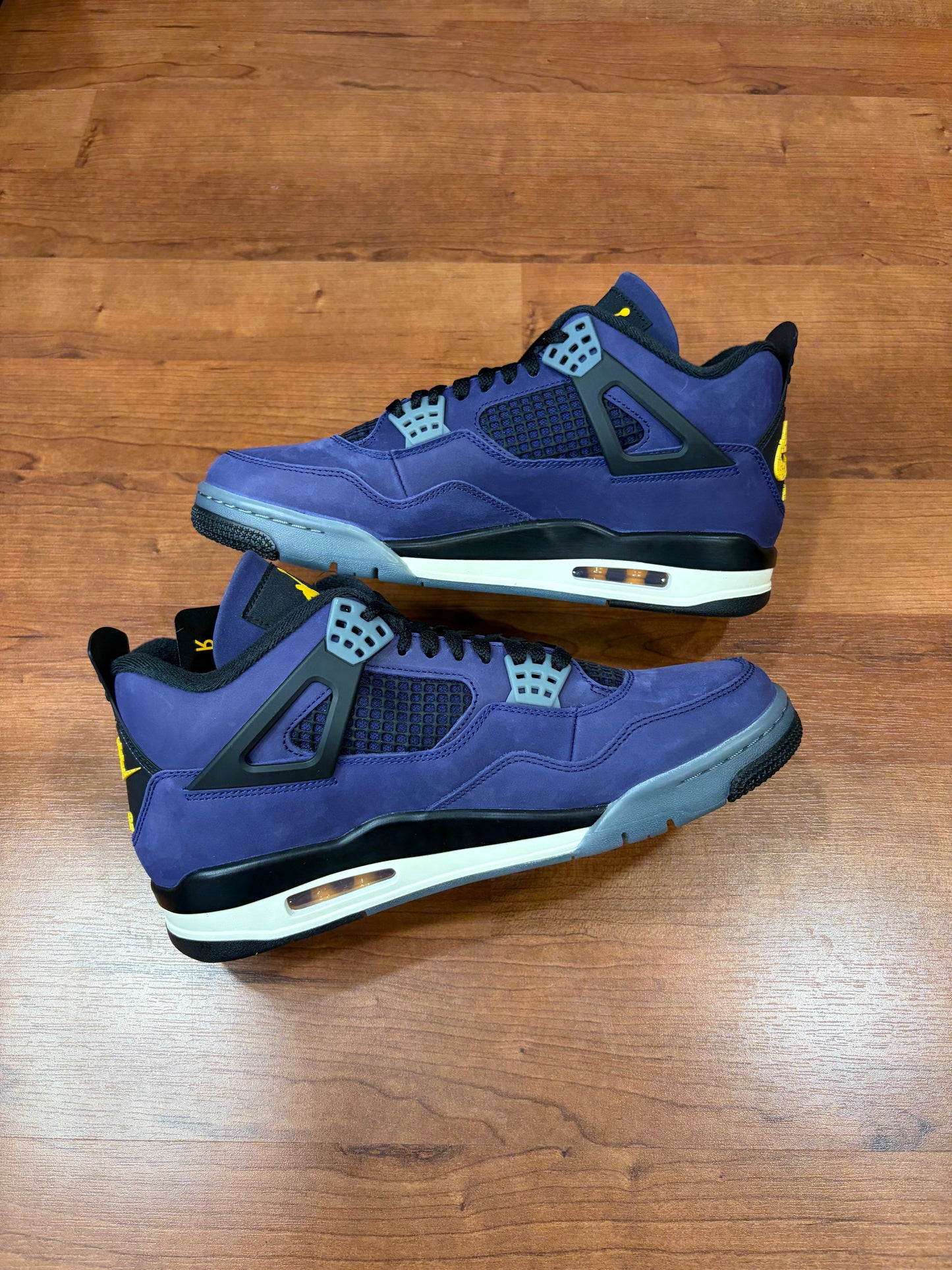 Jordan Retro 4 Laker (Brand New - 11M)