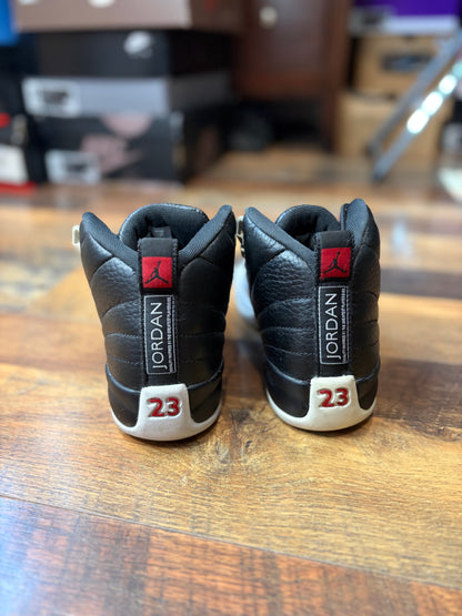 Jordan Retro 12 Playoff (Size 4Y)