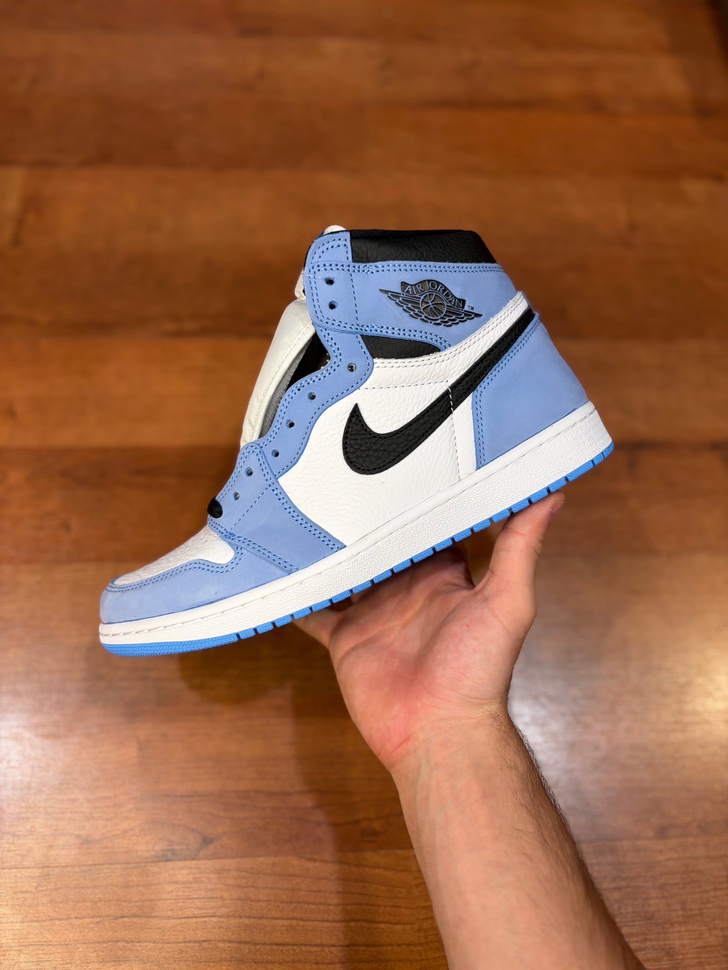 Jordan Retro 1 University Blue (Brand New - Mens Sizes)
