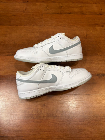 Nike Dunk Low SB Supreme White Metallic Silver (Brand New - 8.5M)