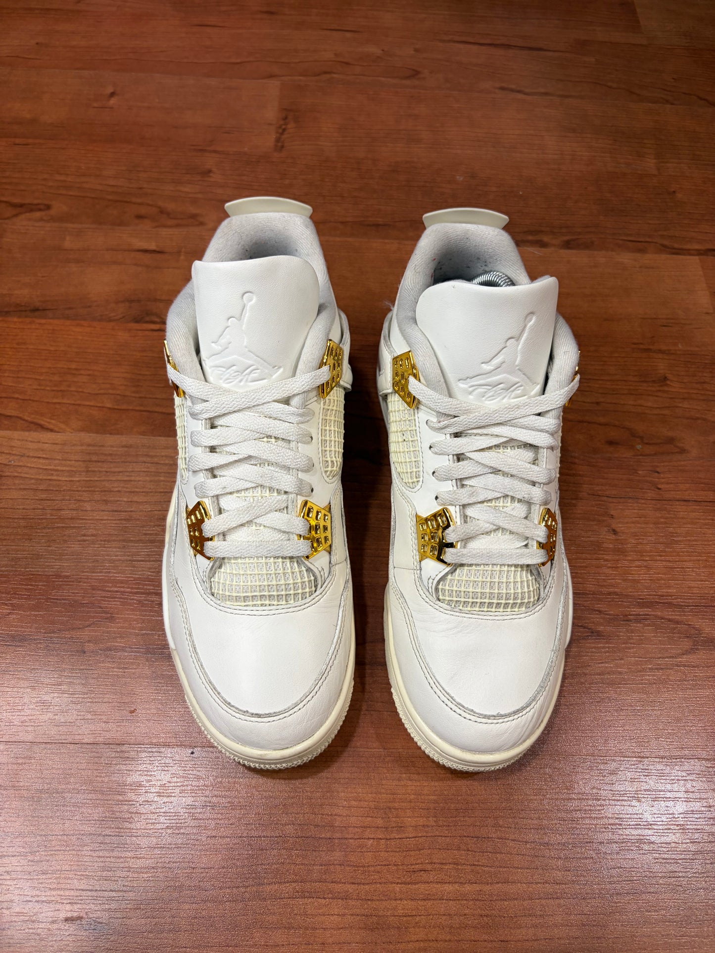 Jordan Retro 4 Metallic Gold (Size 10W / 8.5M)