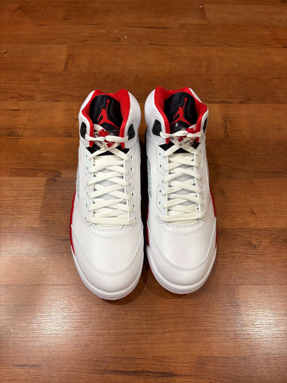 AJ5 Retro Fire Red (DS - Size 11M)