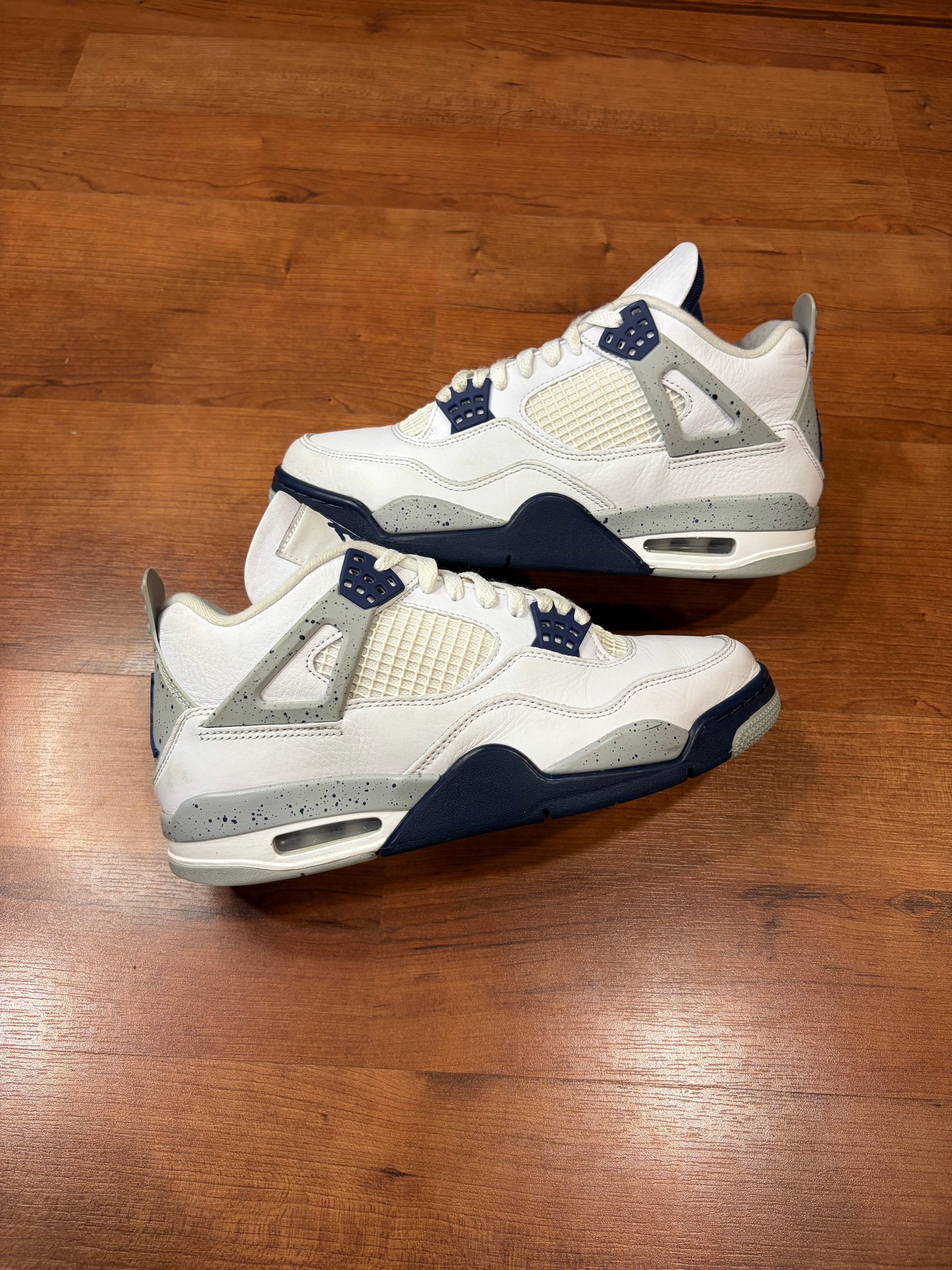 Jordan Retro 4 Midnight Navy (Size 9 Mens)