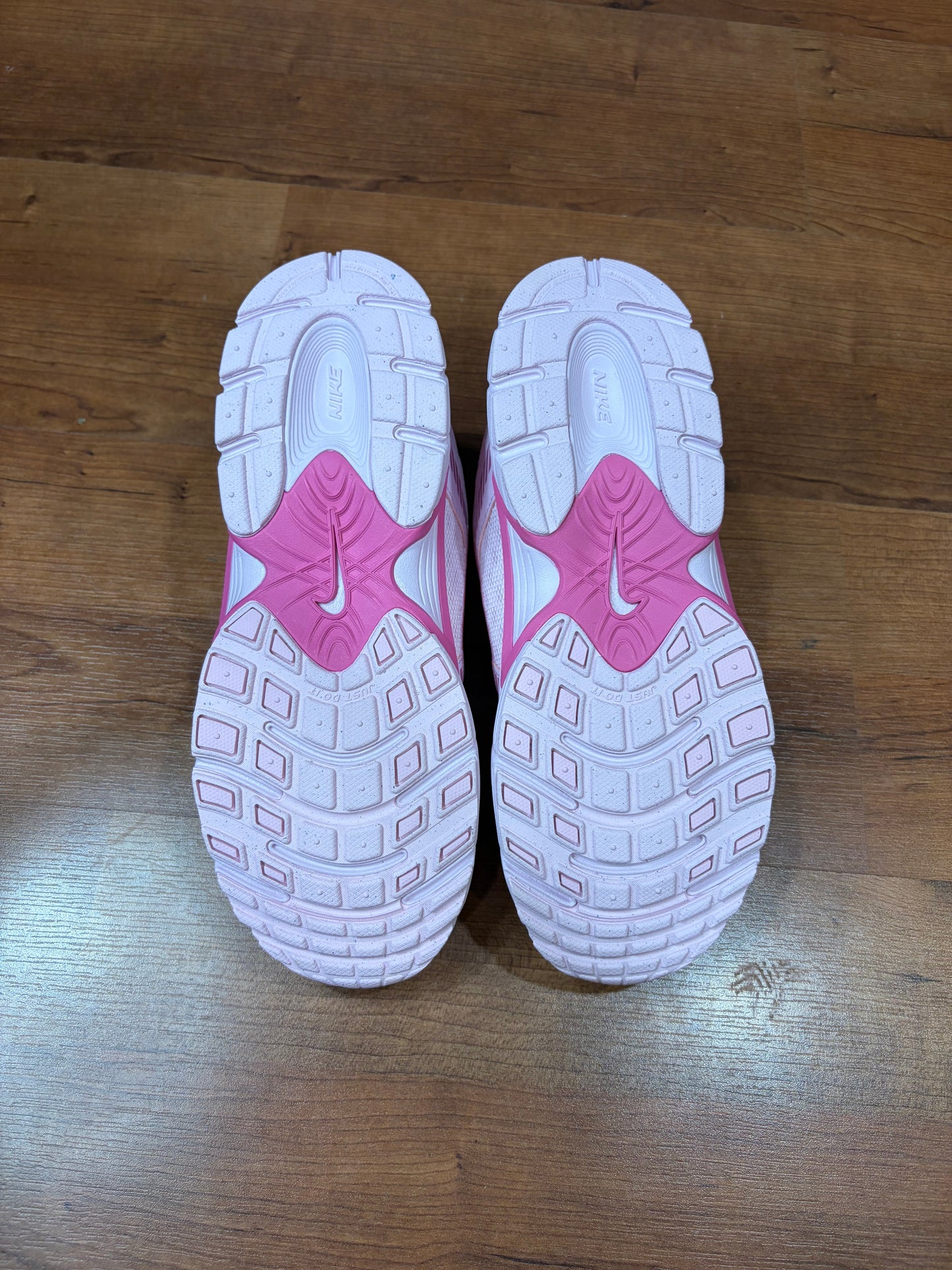 Nike V5 RNR Triple Pink (Brand New - Multiple Sizes)