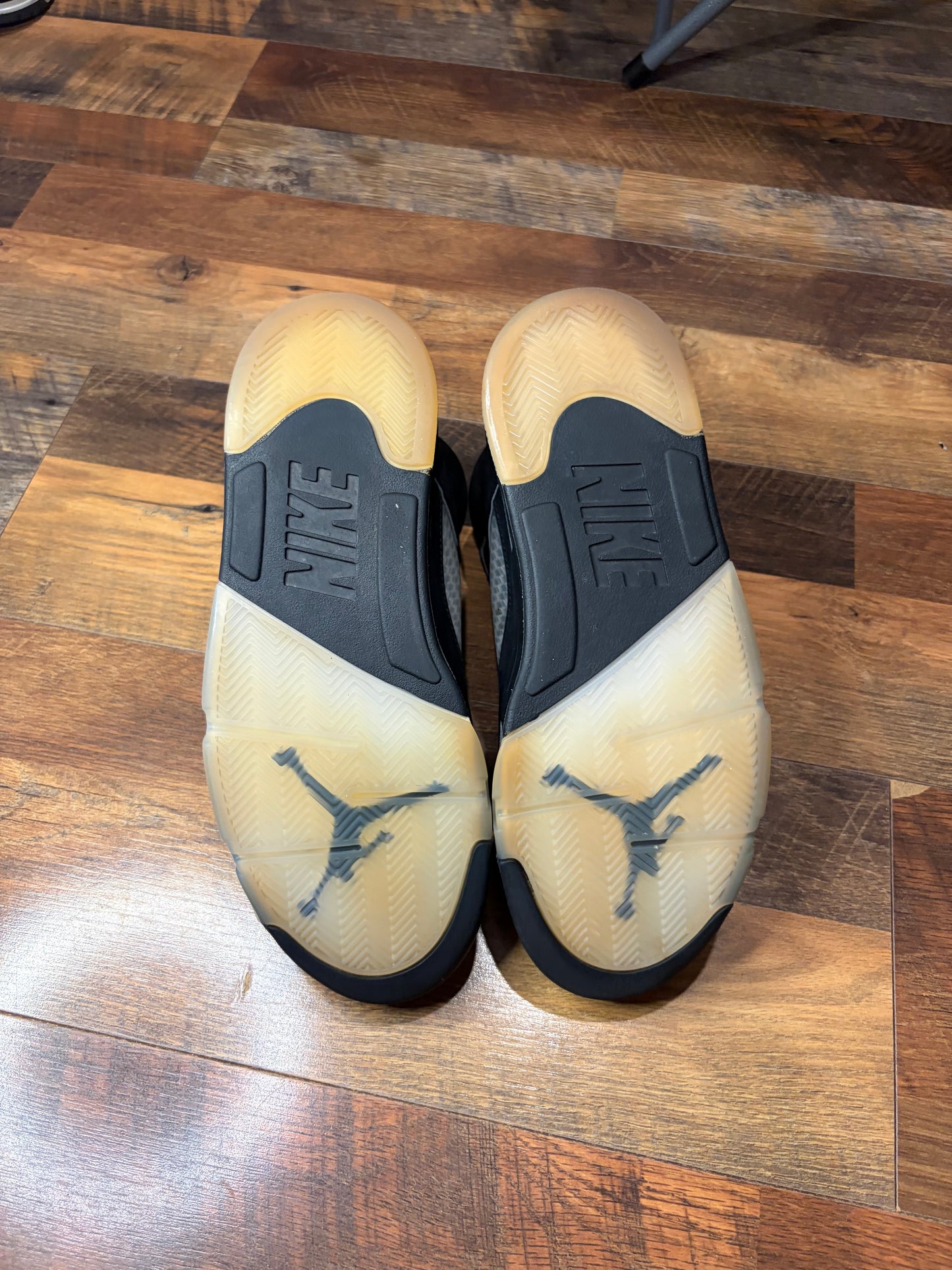 Jordan Retro 5 Black Metallic Reimagined (Size 9.5 Mens)