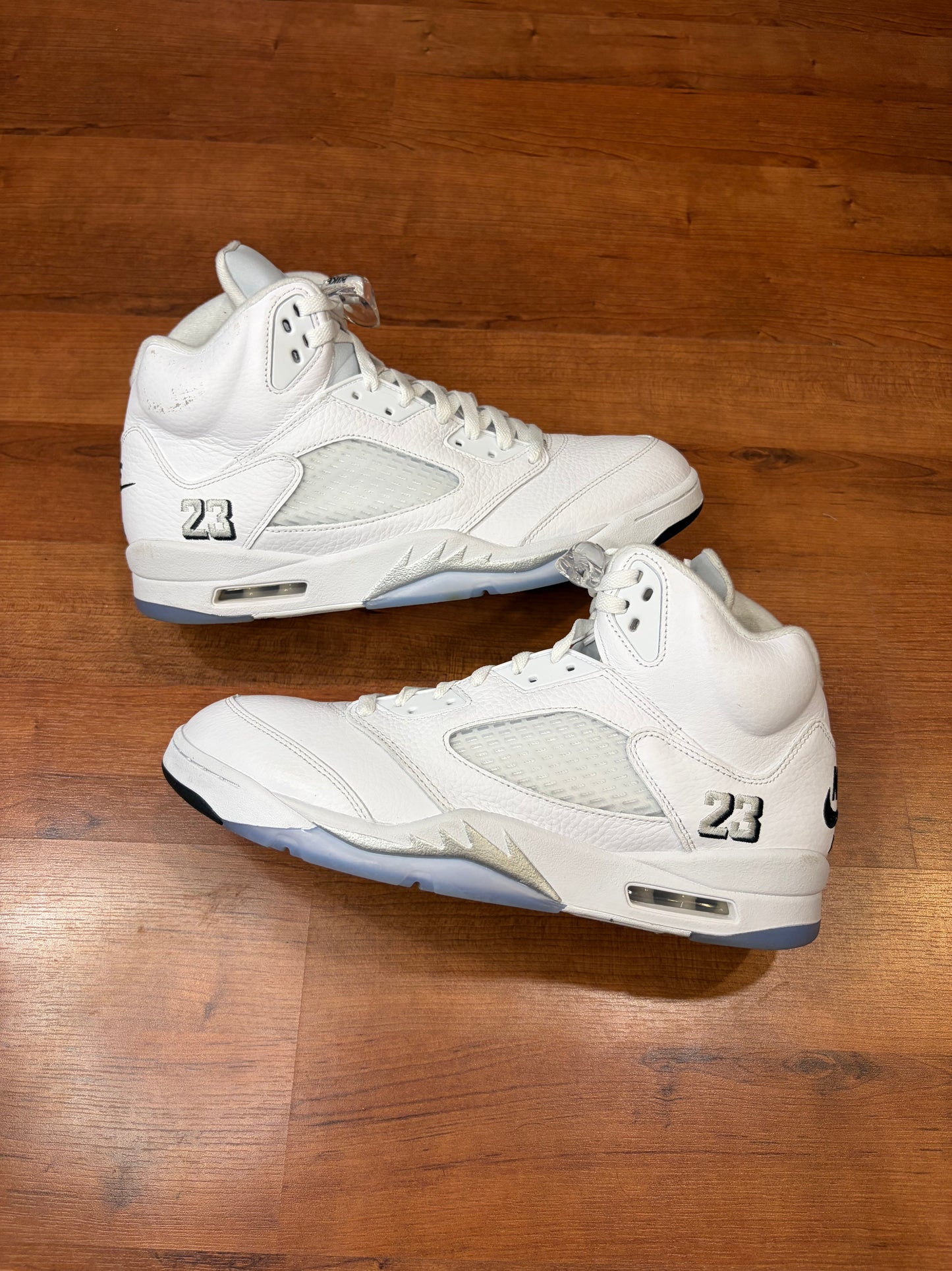 Jordan Retro 5 White Metallic (Size 13 Mens)