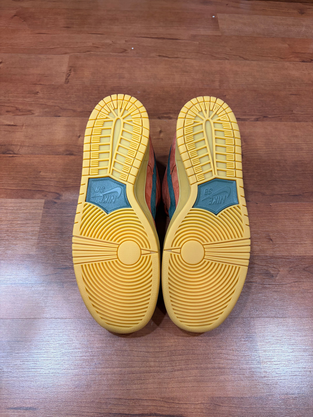 Dunk Low SB Burnt Sunrise (DS - Size 11.5M)