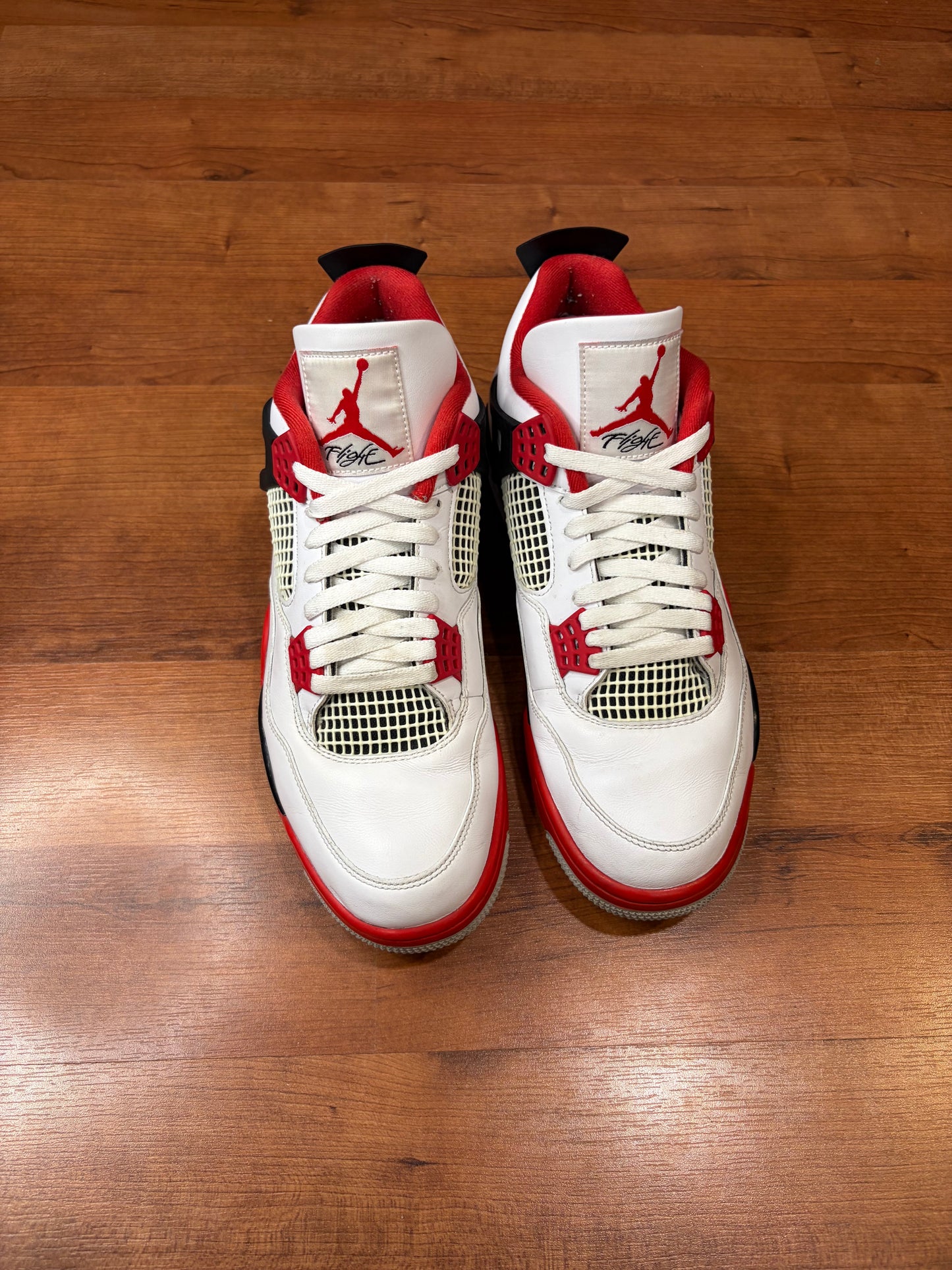 Jordan Retro 4 Fire Red (Size 11 Mens)
